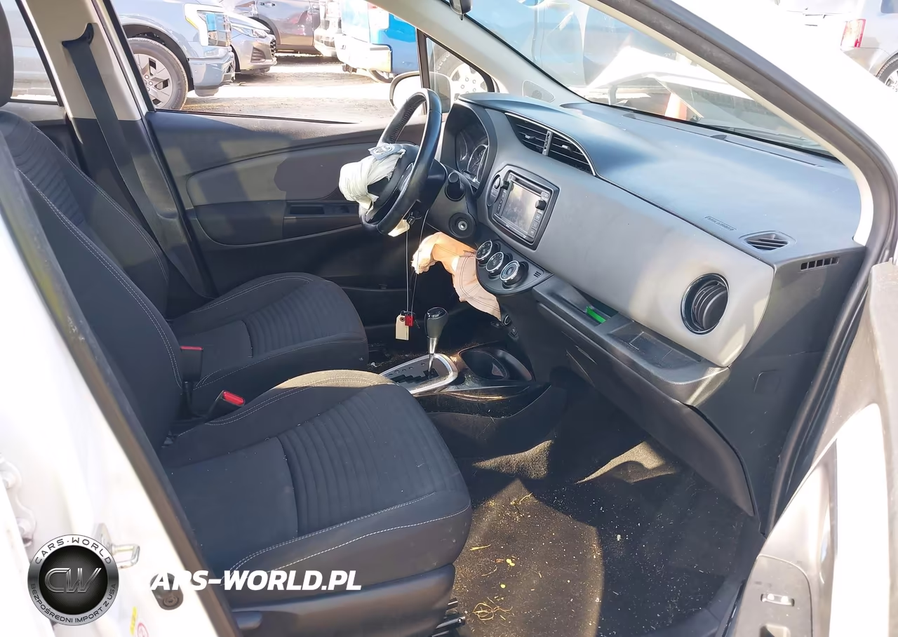 2015 Toyota Yaris Se VIN:VNKKTUD38FA055320 - 5