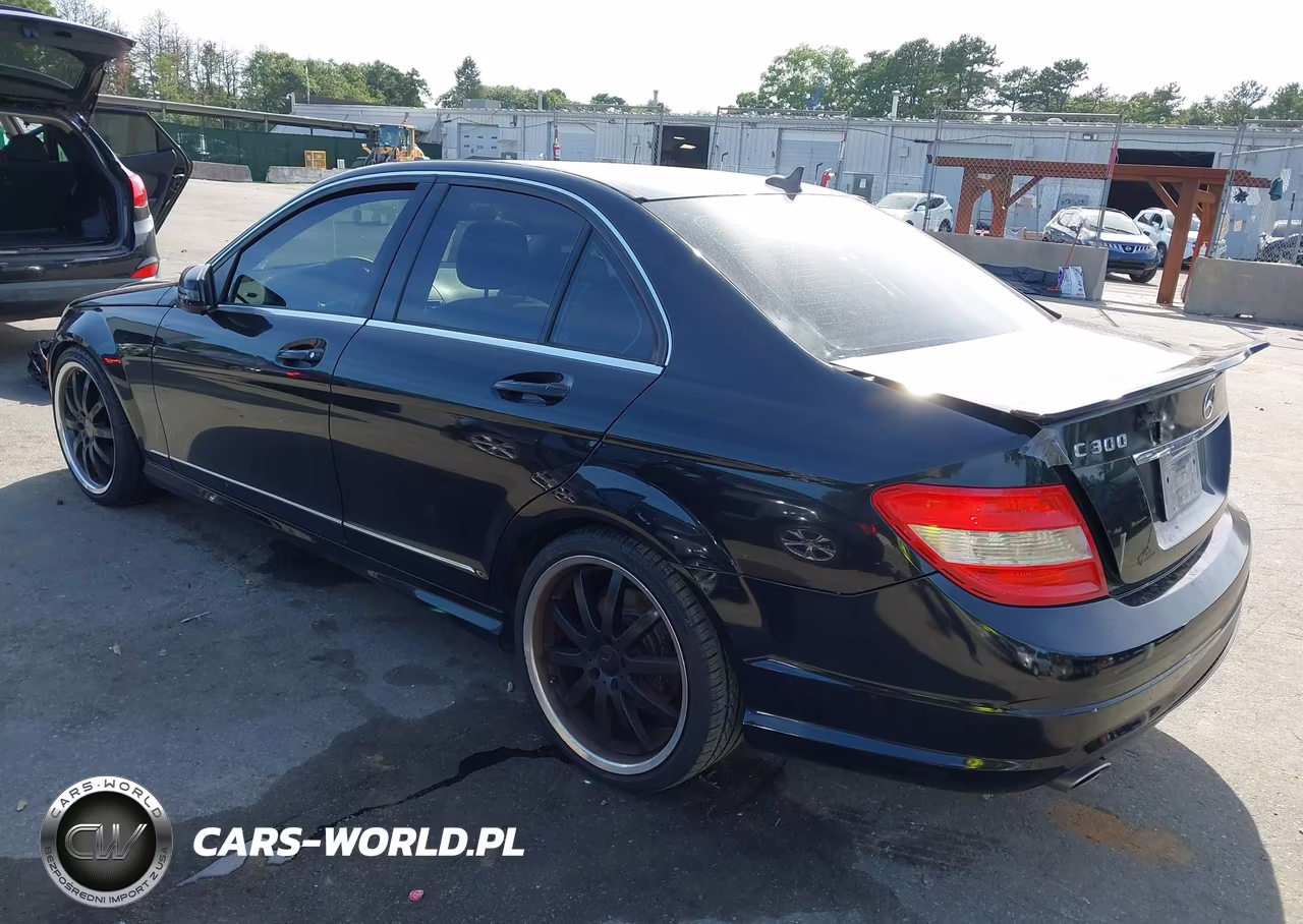 2010 Mercedes-Benz C 300 Sport VIN:WDDGF5EB0AR086837 - 3