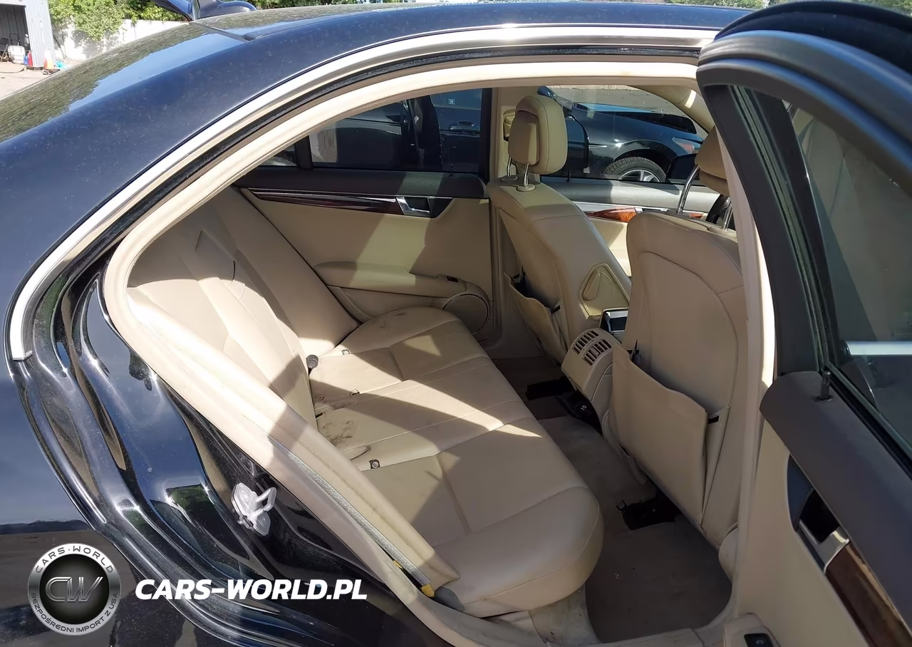 2010 Mercedes-Benz C 300 Sport VIN:WDDGF5EB0AR086837 - 8