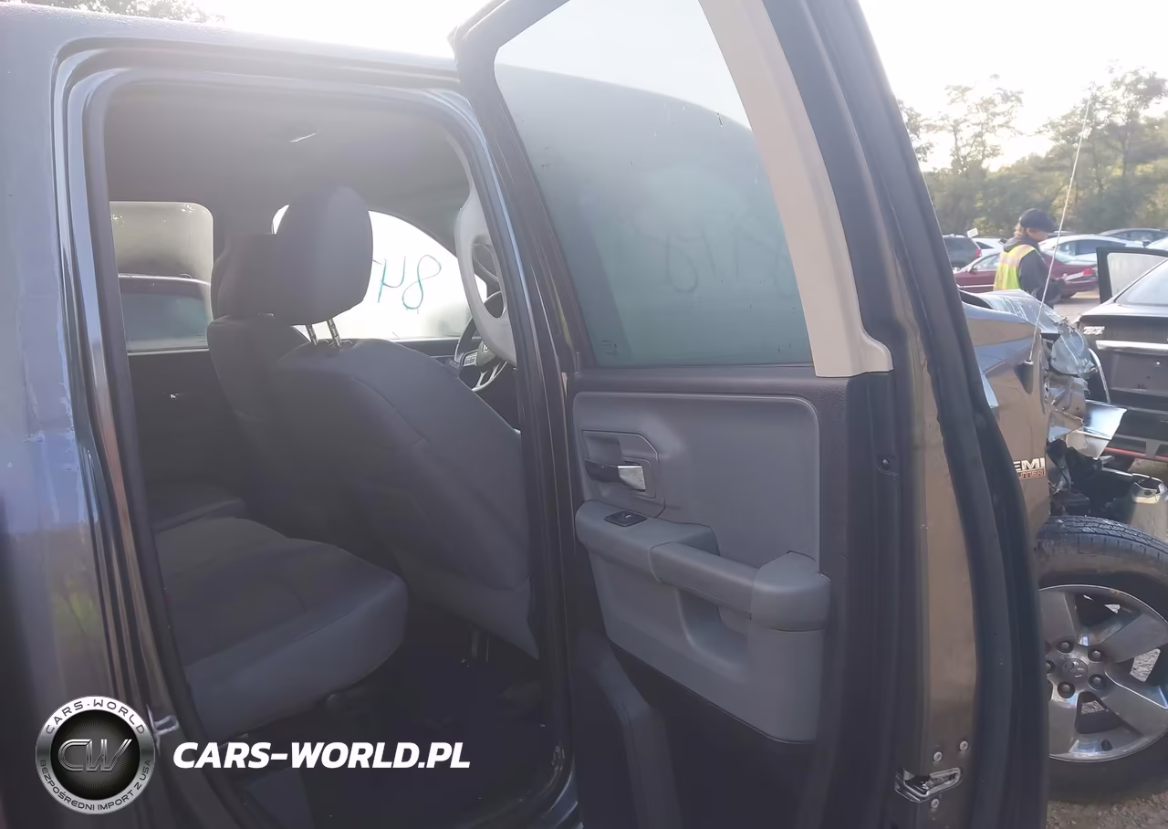 2015 Ram 1500 Big Horn VIN:1C6RR7GT3FS645123 - 8