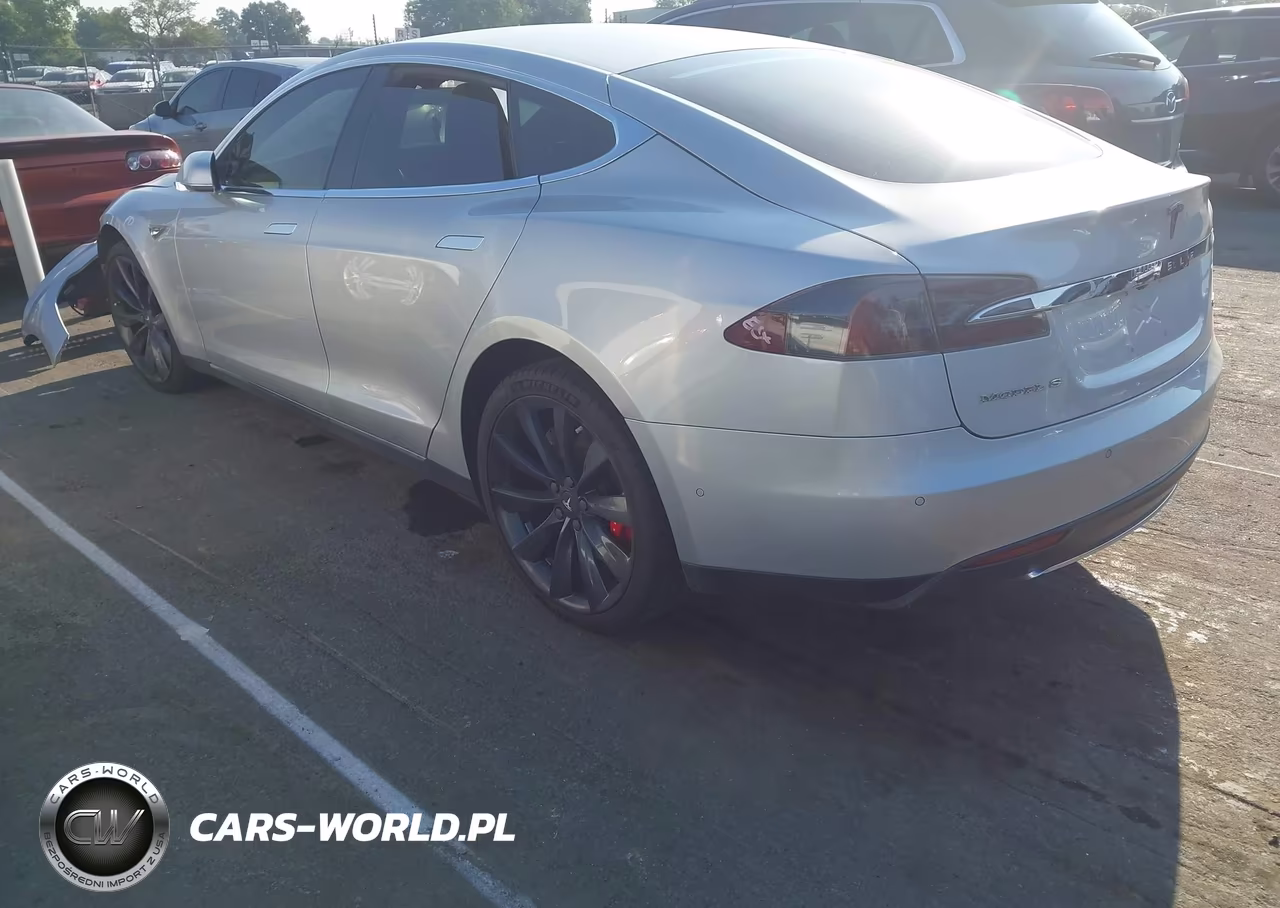 2015 Tesla Model S 70D-85D-P85D VIN:5YJSA1H21FFP73300 - 3