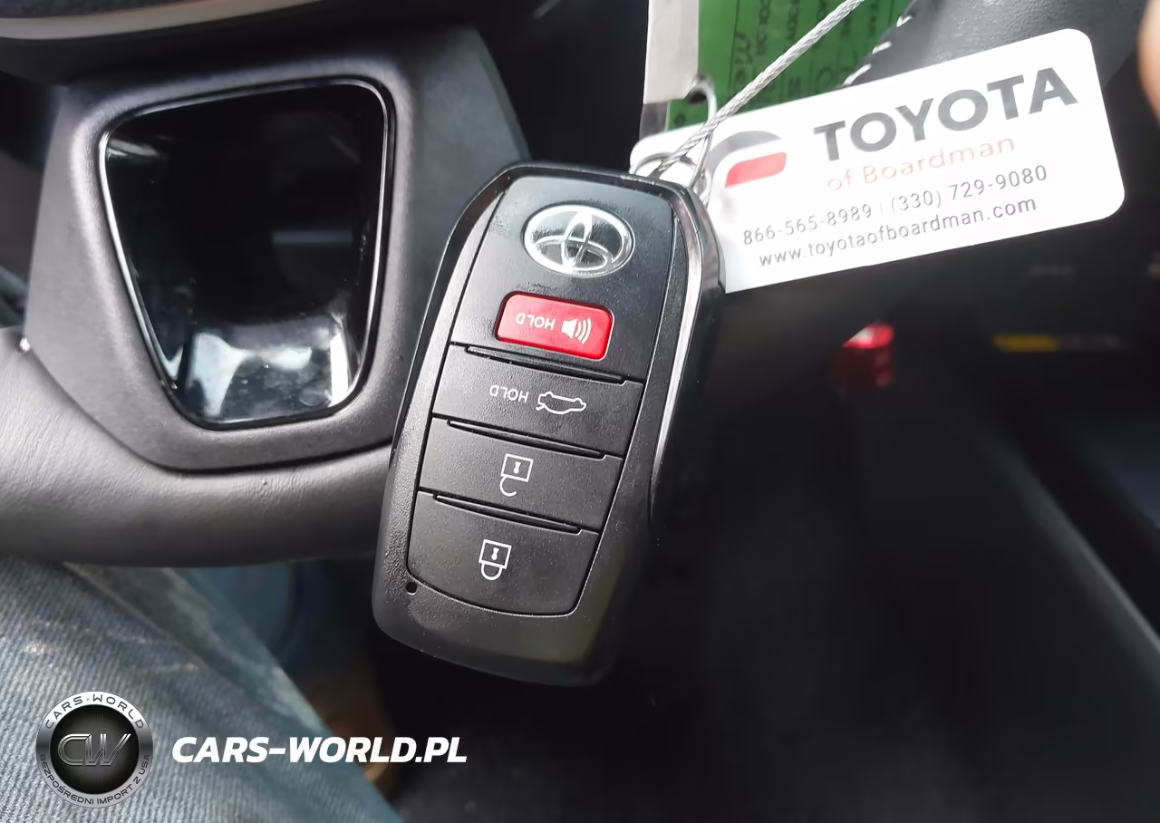2026 Toyota Camry Se VIN:4T1DBADK3TU064734 - 11