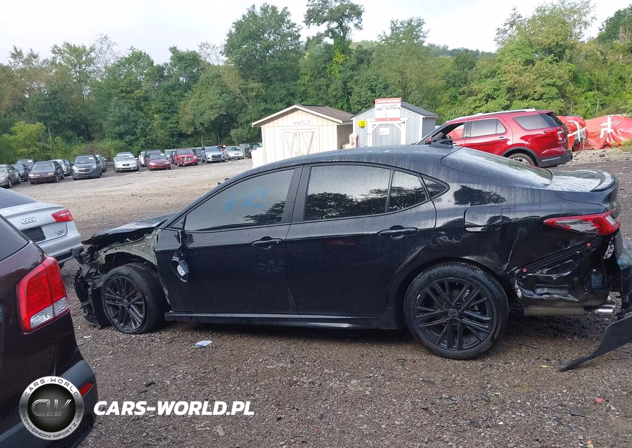 2026 Toyota Camry Se VIN:4T1DBADK3TU064734 - 14