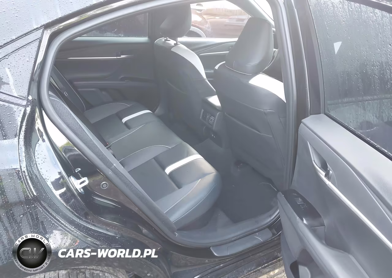 2026 Toyota Camry Se VIN:4T1DBADK3TU064734 - 8