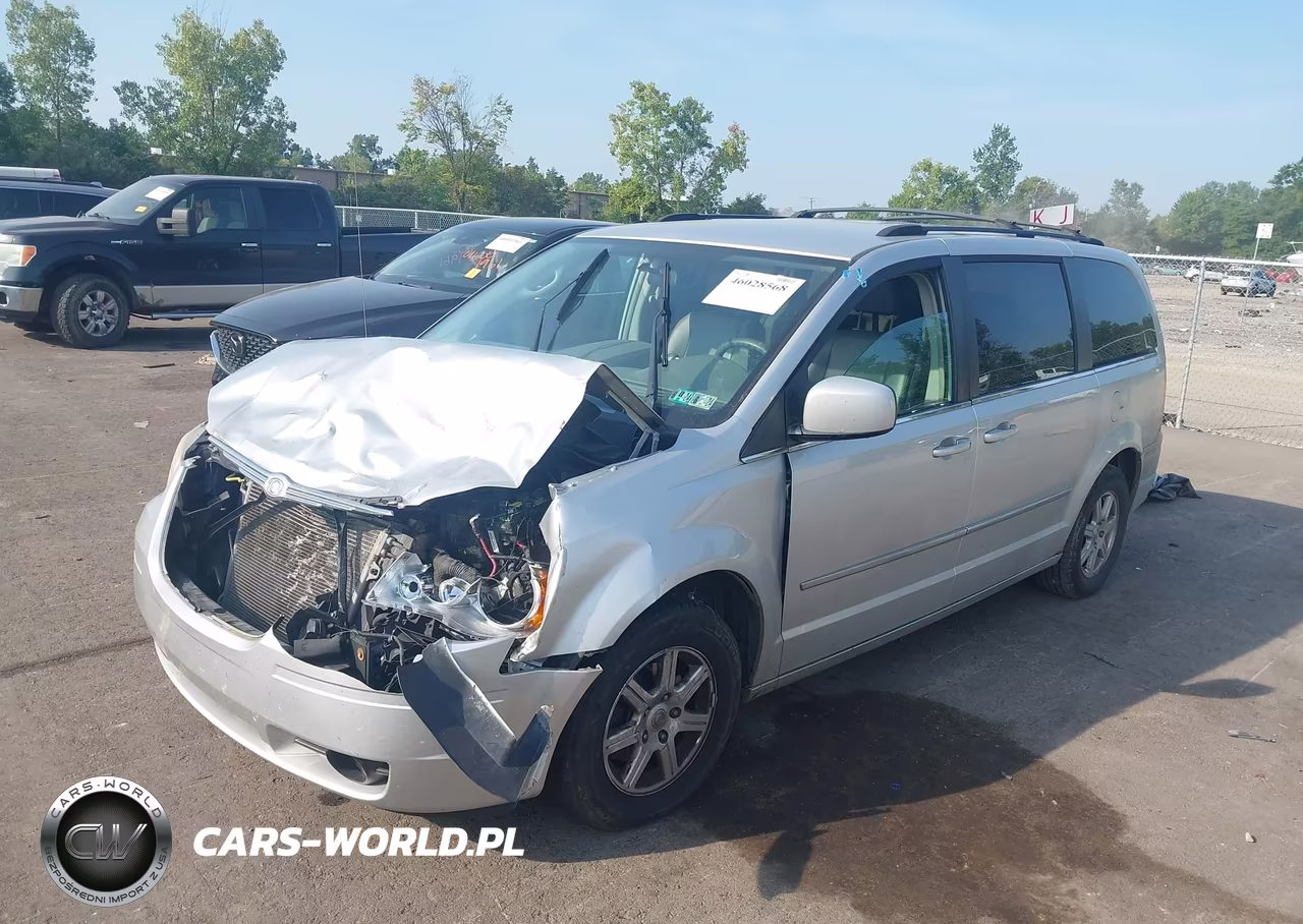 2010 Chrysler Town & Country Touring VIN:2A4RR5D17AR189048 - 2