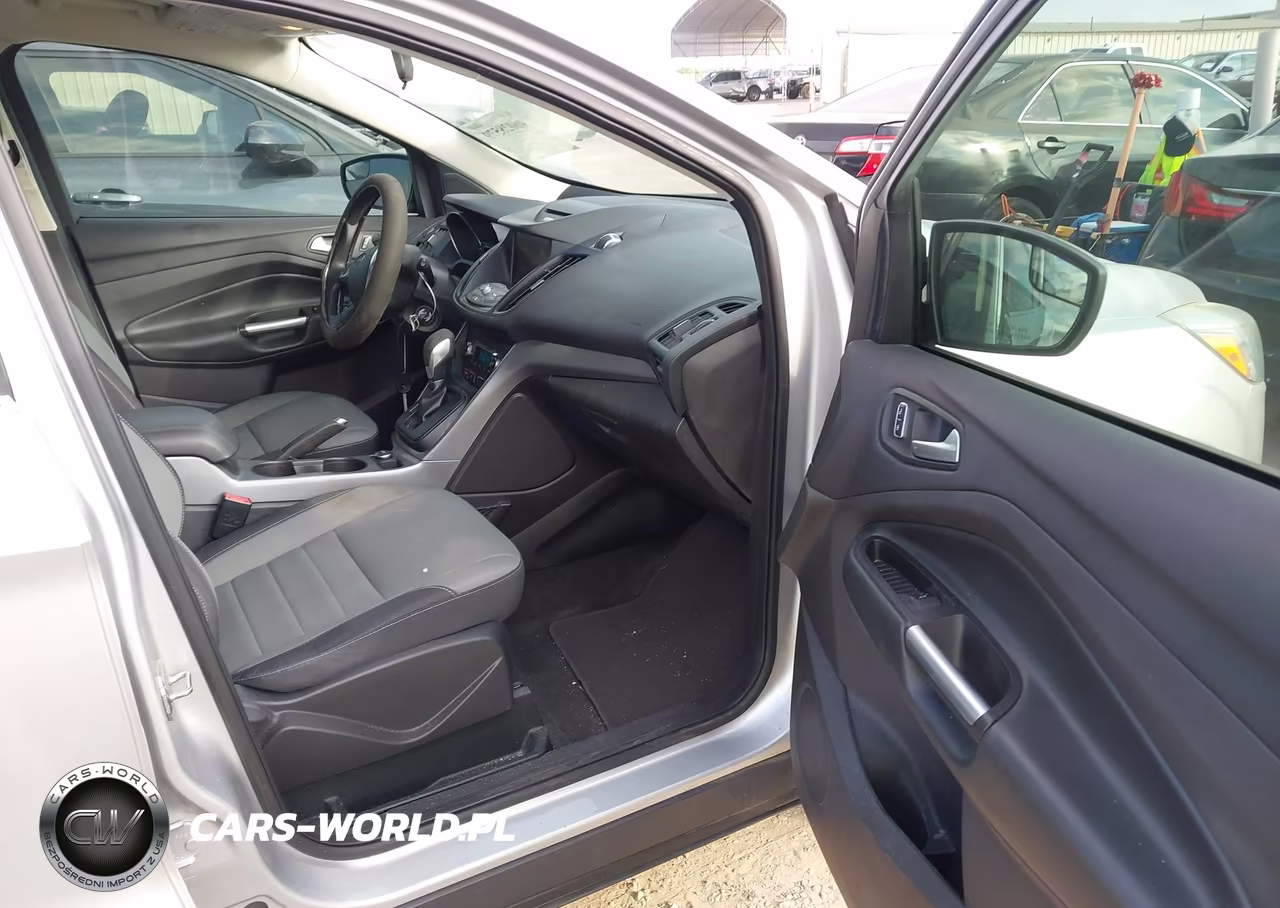 2015 Ford Escape Se VIN:1FMCU0GX5FUC24611 - 5