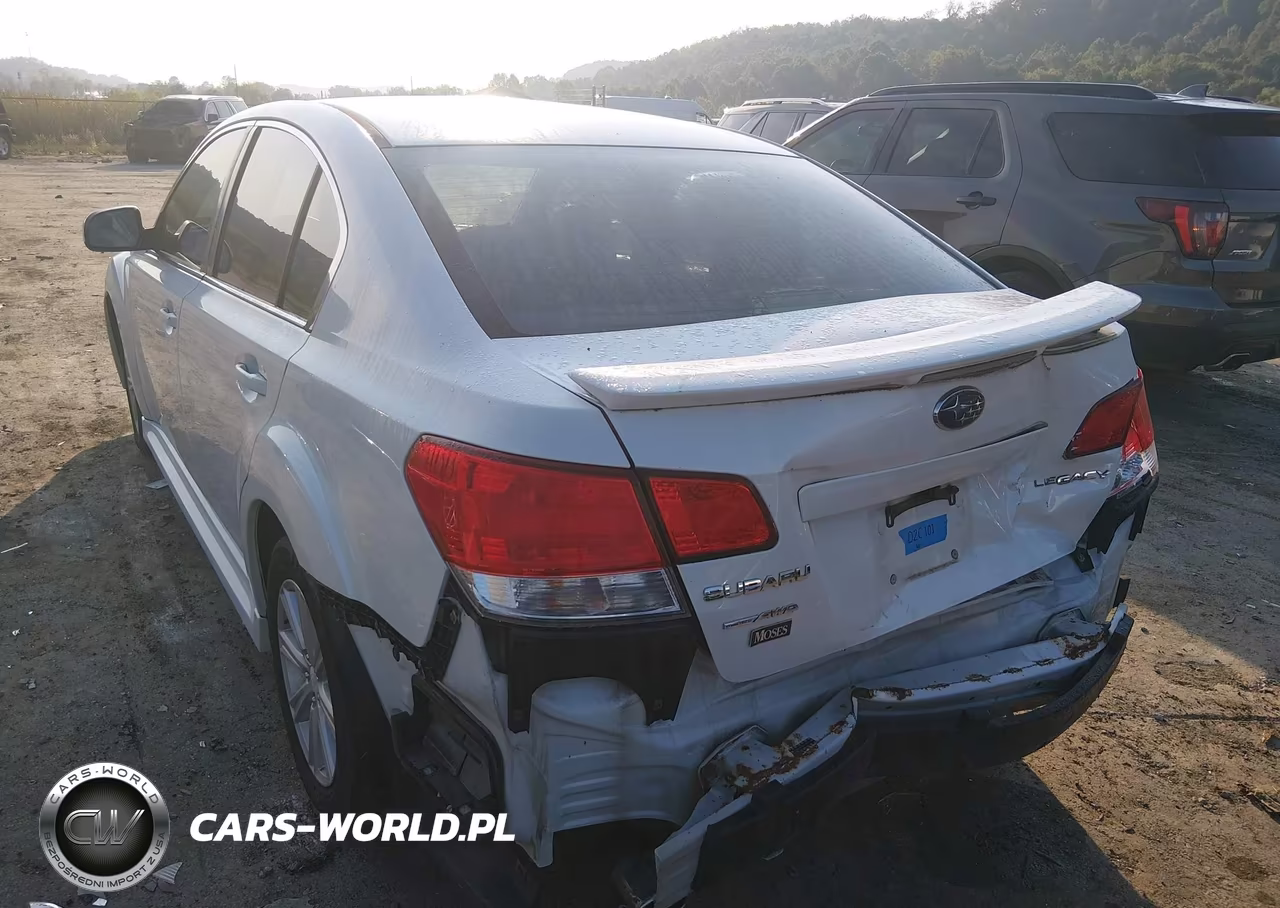 2010 Subaru Legacy 2.5I Premium VIN:4S3BMCG63A3236215 - 6