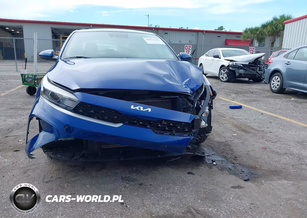 2023 Kia Forte Lxs VIN:3KPF24AD9PE600403 - 12