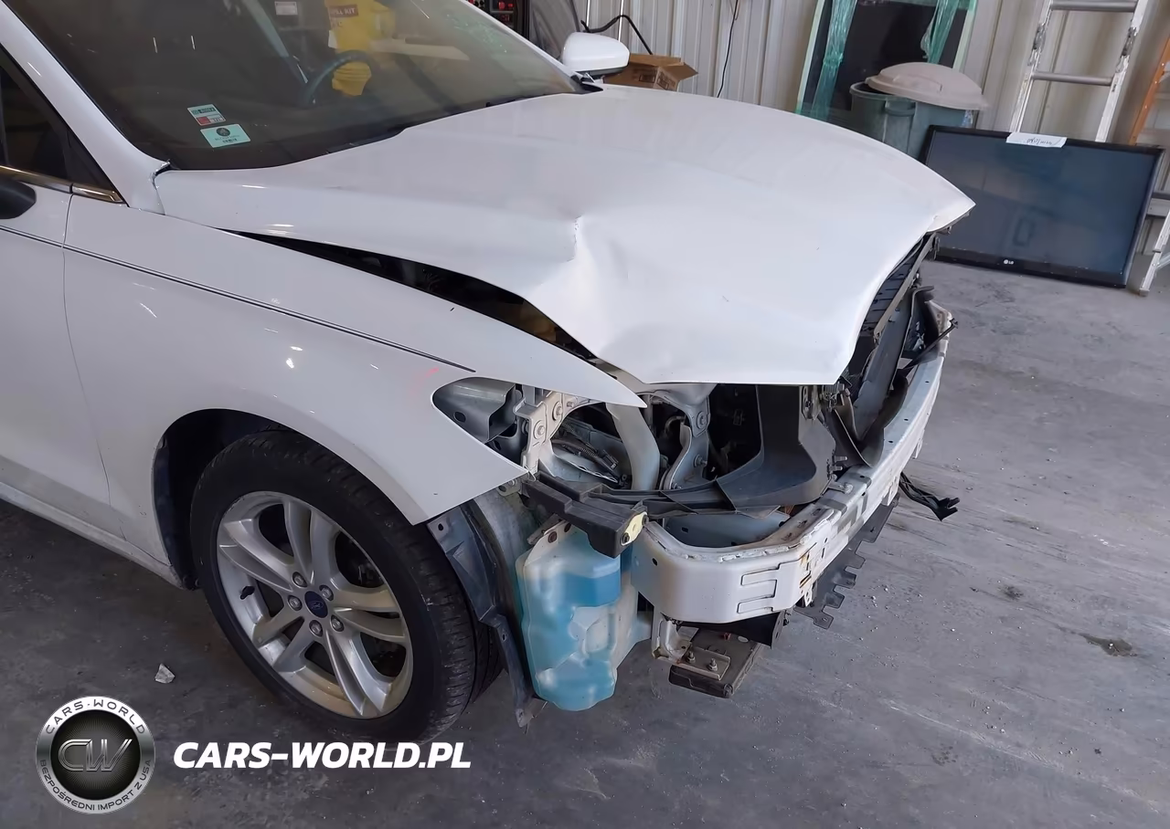 2018 Ford Fusion Se VIN:3FA6P0HD3JR166081 - 18