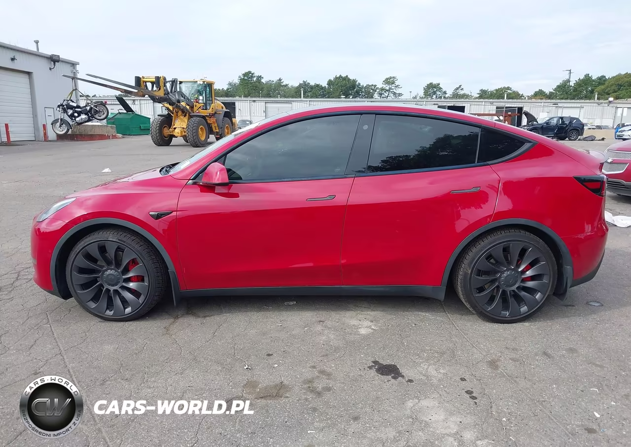 2022 Tesla Model Y Performance Dual Motor All-Wheel Drive VIN:7SAYGDEF2NF391117 - 14