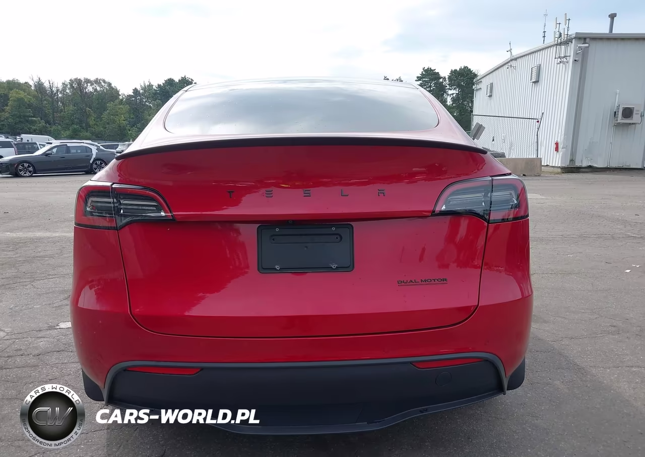2022 Tesla Model Y Performance Dual Motor All-Wheel Drive VIN:7SAYGDEF2NF391117 - 16