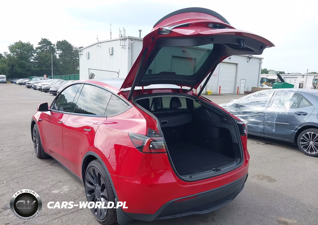 2022 Tesla Model Y Performance Dual Motor All-Wheel Drive VIN:7SAYGDEF2NF391117 - 3