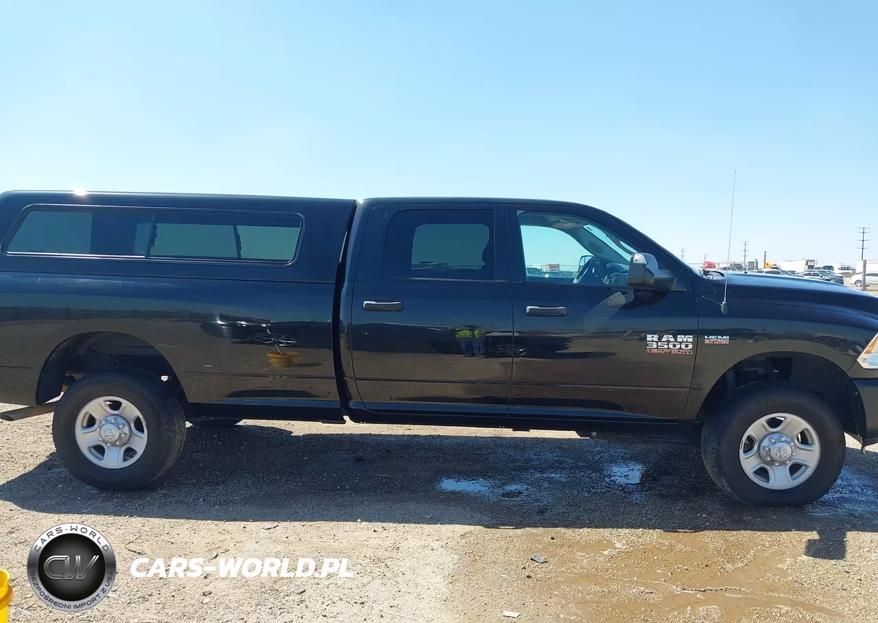 2018 Ram 3500 Tradesman 4X4 8' Box VIN:3C63R3GT3JG318557 - 16