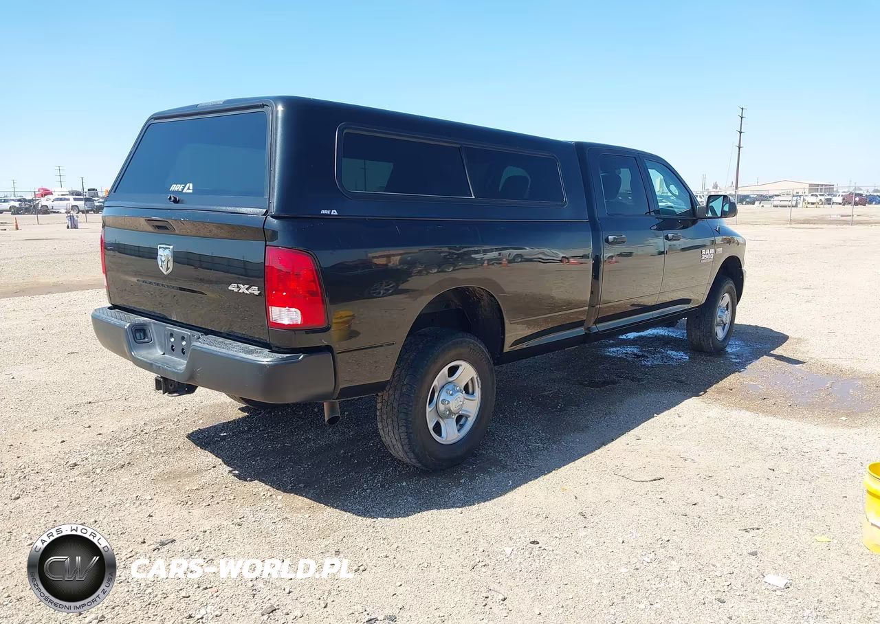 2018 Ram 3500 Tradesman 4X4 8' Box VIN:3C63R3GT3JG318557 - 4
