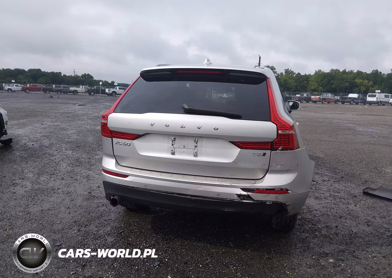 2020 Volvo Xc60 T5 Momentum VIN:YV4102RK2L1571134 - 16