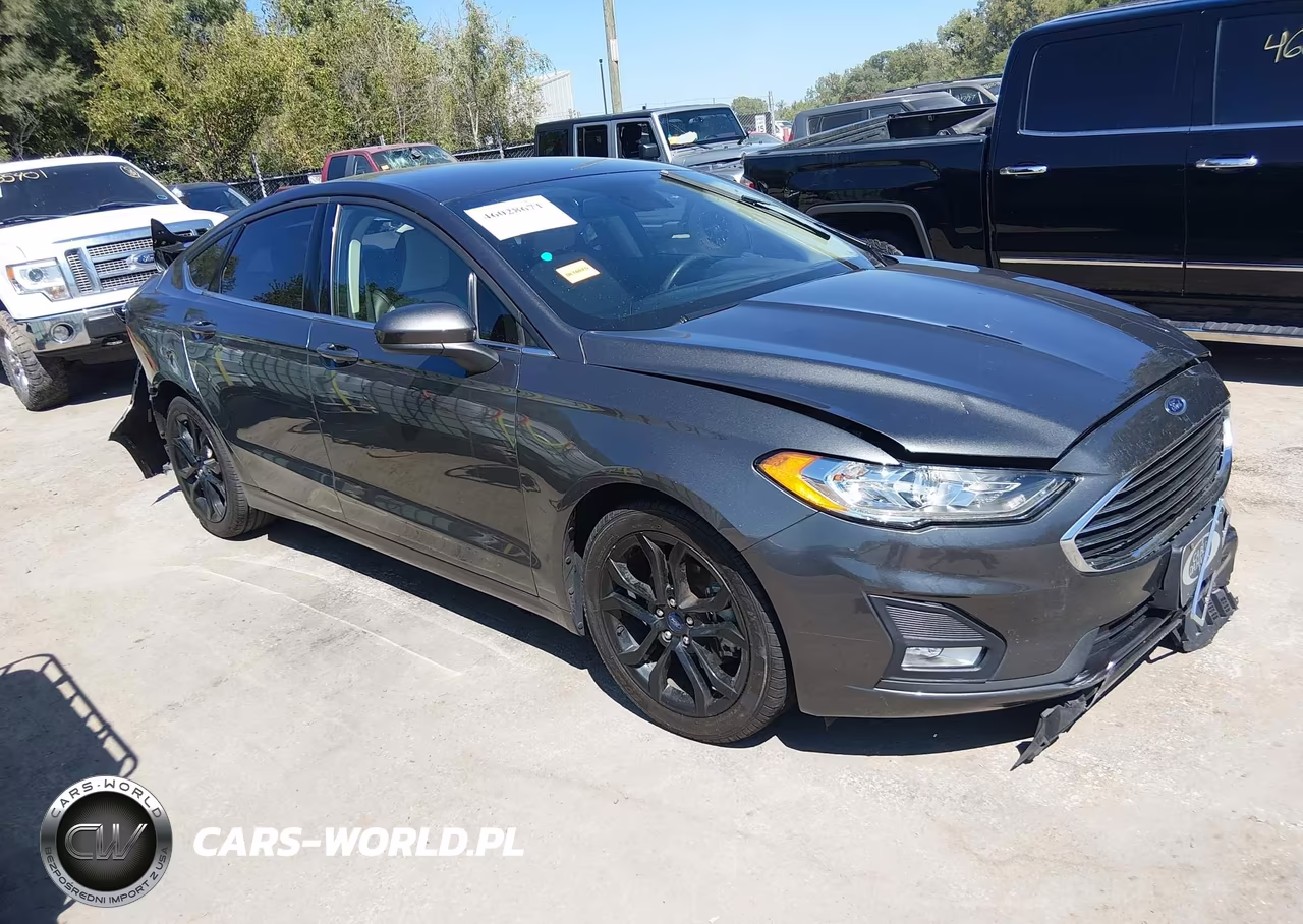 2020 Ford Fusion Se