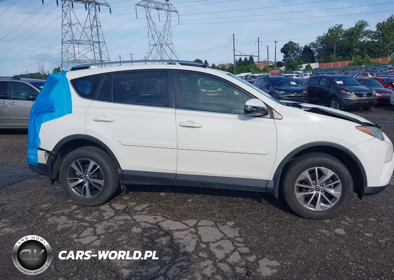 2016 Toyota Rav4 Xle VIN:JTMRFREV0GJ096179 - 14