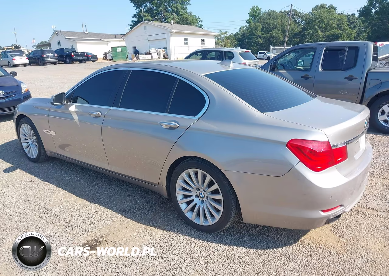 2009 BMW 750 I VIN:WBAKA835X9CY35026 - 3