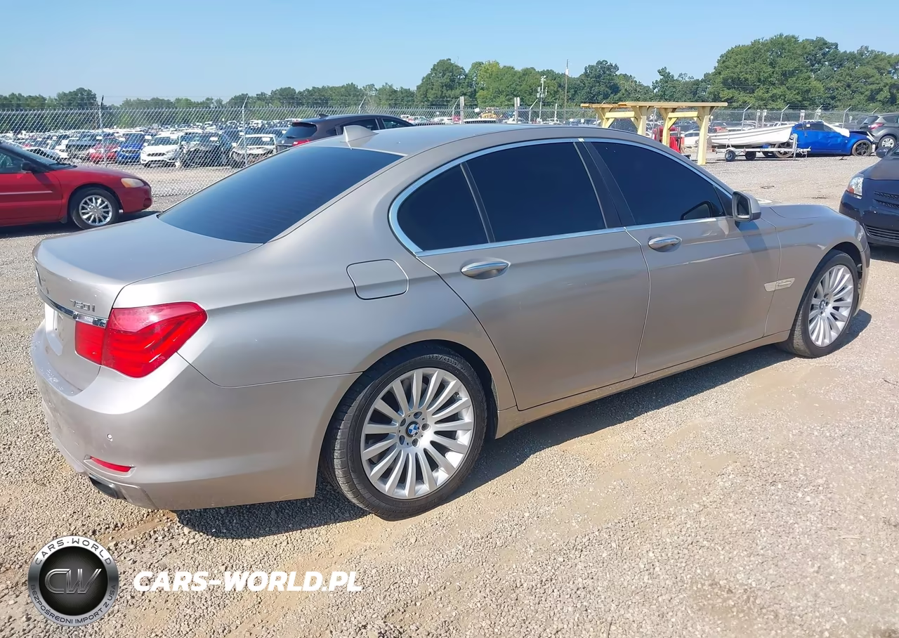 2009 BMW 750 I VIN:WBAKA835X9CY35026 - 4