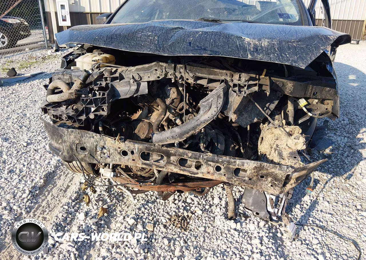 2018 Ford Focus S VIN:1FADP3E20JL227610 - 6