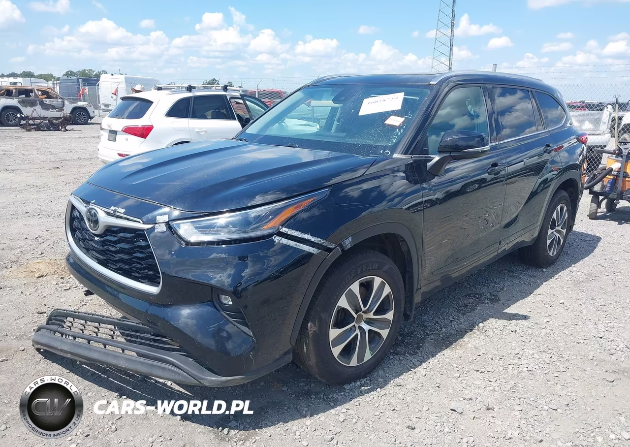 2021 Toyota Highlander Xle VIN:5TDGZRBH9MS157444 - 2