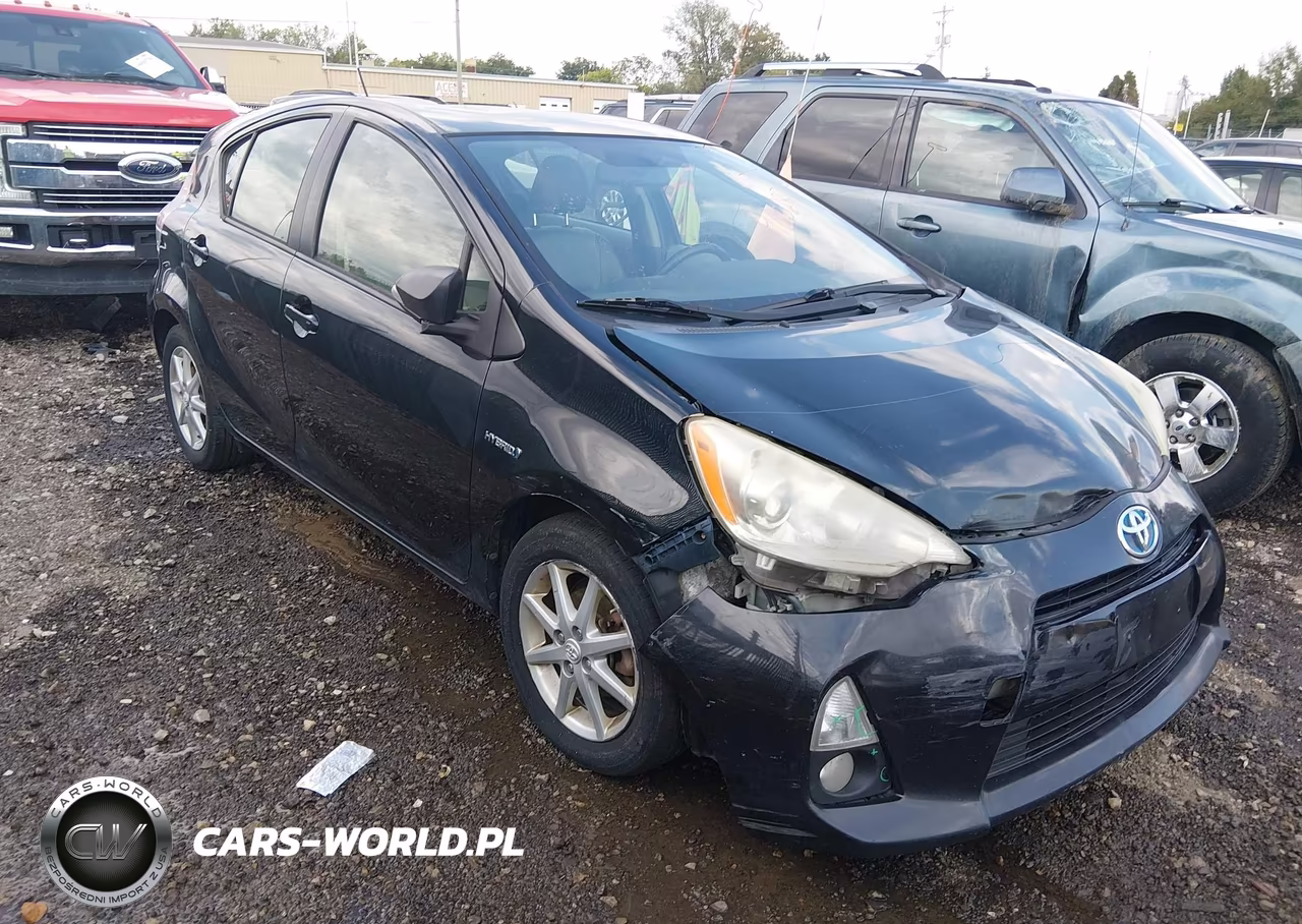 2013 Toyota Prius C Four