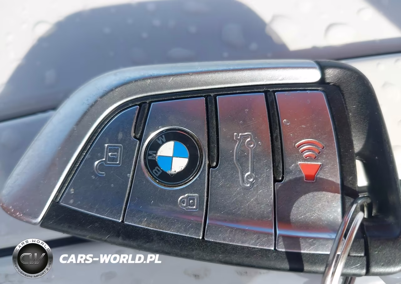 2019 BMW M550I xDrive VIN:WBAJB9C5XKB288219 - 11