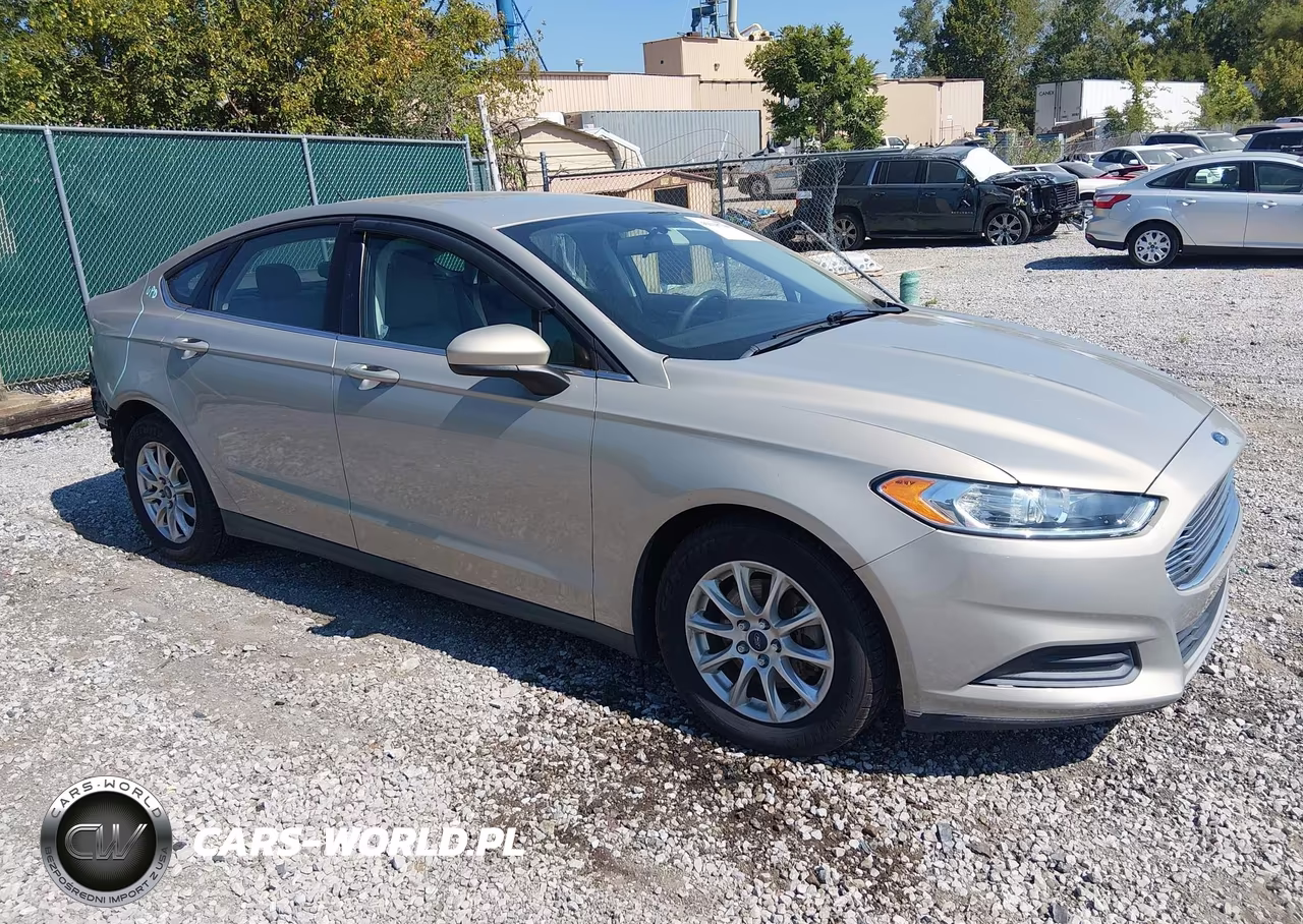 2015 Ford Fusion S VIN:3FA6P0G71FR277134 - 1