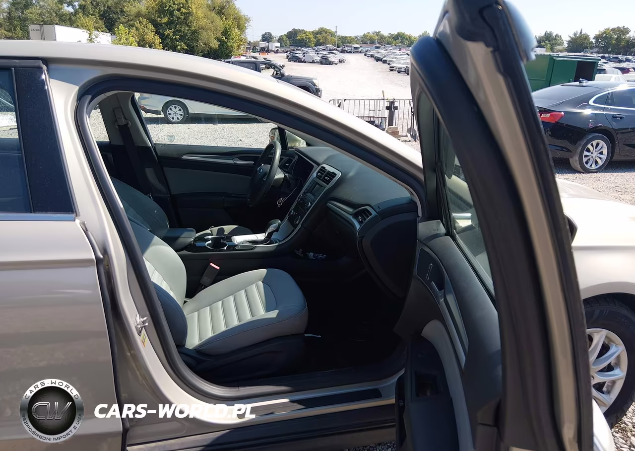 2015 Ford Fusion S VIN:3FA6P0G71FR277134 - 5