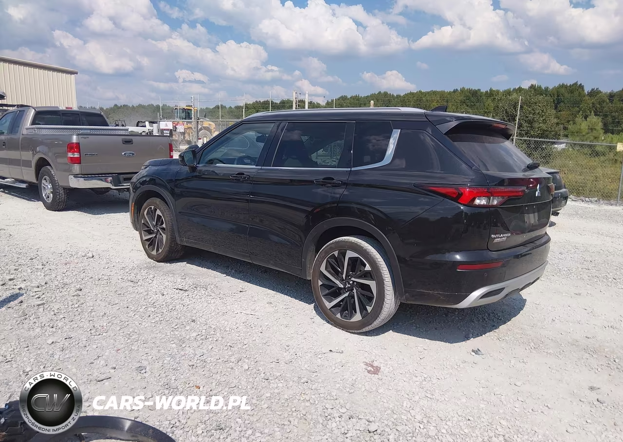 2022 Mitsubishi Outlander Sel 2.5 2Wd-Sel Special Edition 2Wd VIN:JA4J3VA88NZ084966 - 3