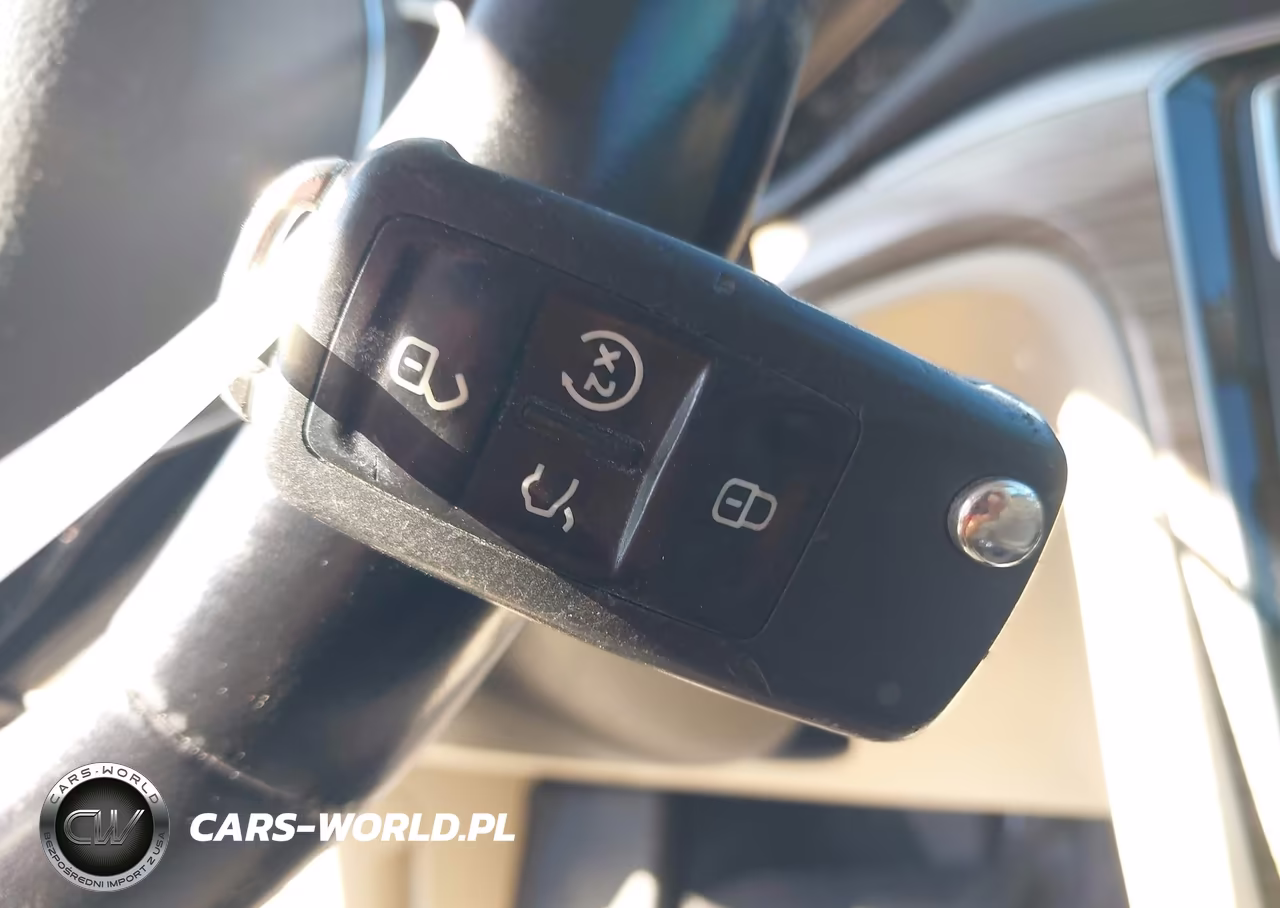 2017 Volkswagen Passat 1.8T Se VIN:1VWGT7A35HC080071 - 11