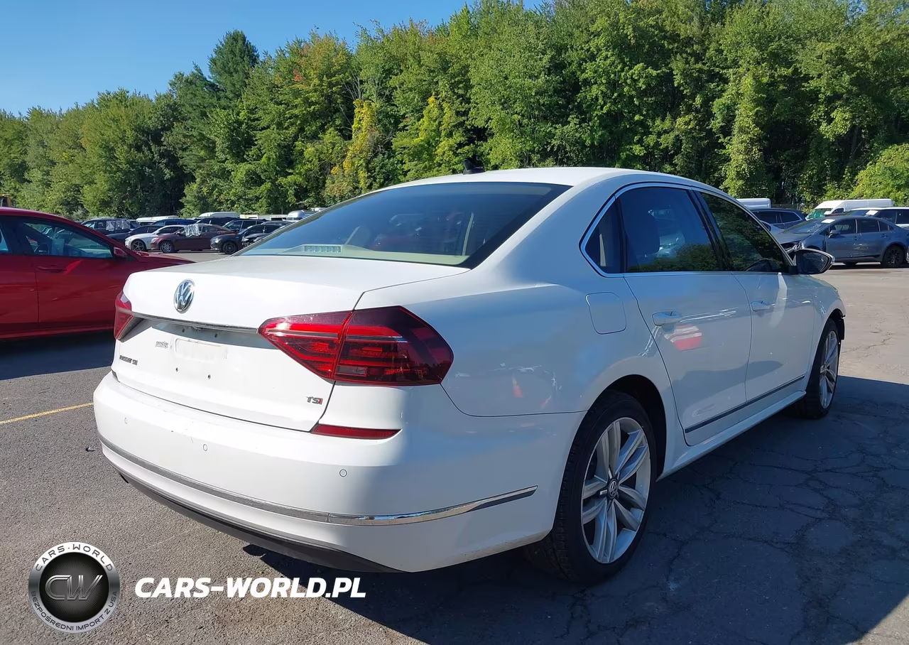 2017 Volkswagen Passat 1.8T Se VIN:1VWGT7A35HC080071 - 4