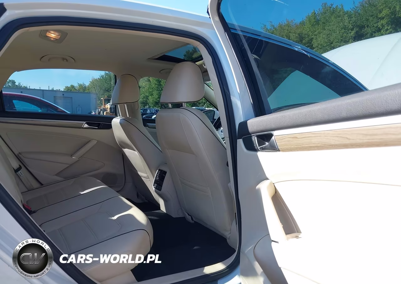 2017 Volkswagen Passat 1.8T Se VIN:1VWGT7A35HC080071 - 8