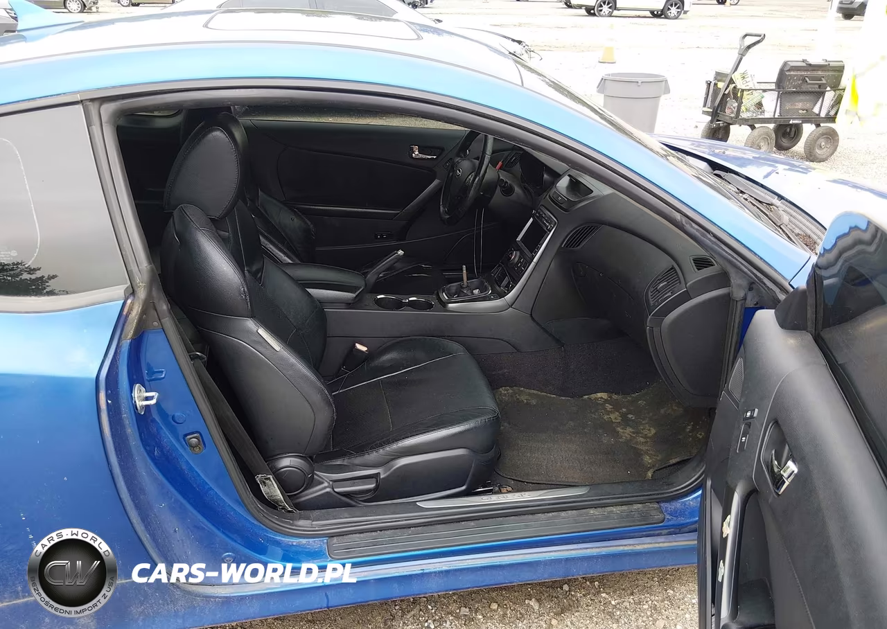 2011 Hyundai Genesis 3.8 Track VIN:KMHHU6KH6BU048994 - 5