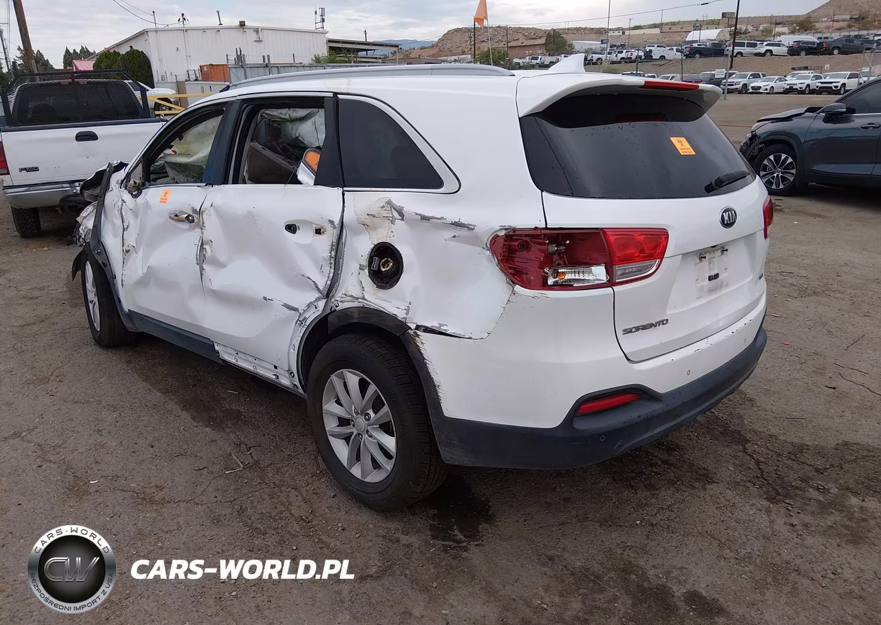 2017 Kia Sorento 2.4L Lx VIN:5XYPG4A35HG212652 - 3