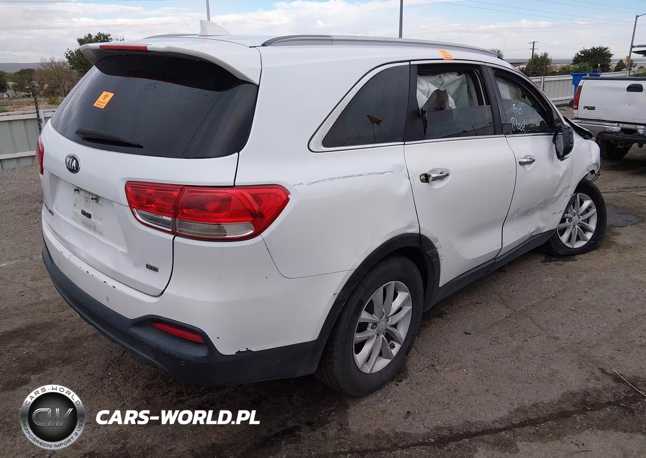 2017 Kia Sorento 2.4L Lx VIN:5XYPG4A35HG212652 - 4