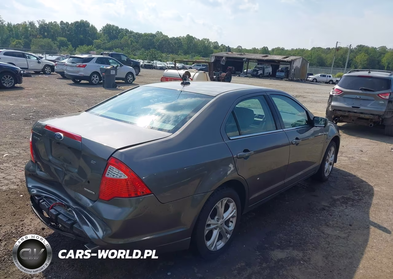 2012 Ford Fusion Se VIN:3FAHP0HG5CR203718 - 4