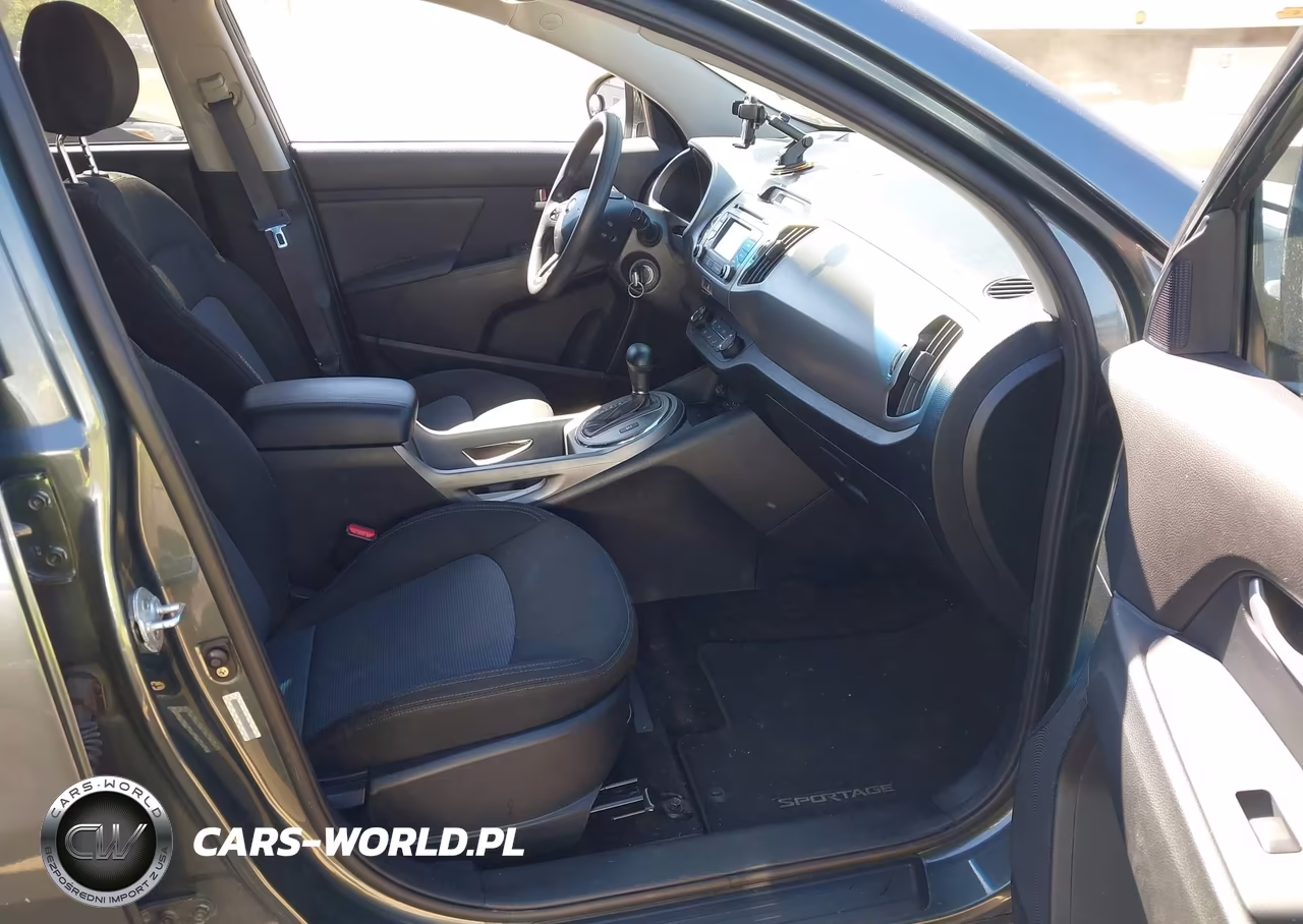 2015 Kia Sportage Lx VIN:KNDPBCAC7F7686881 - 5