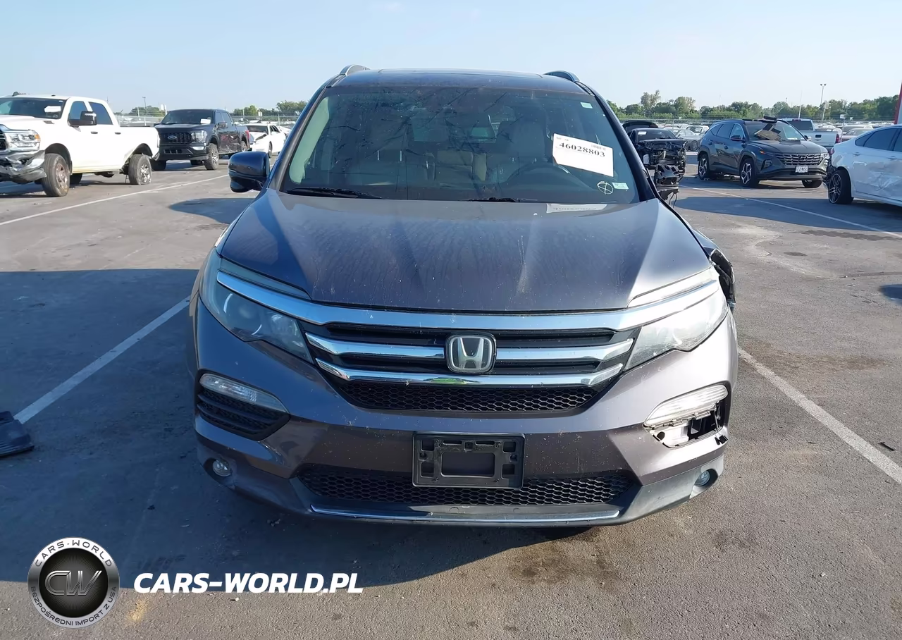 2016 Honda Pilot Touring VIN:5FNYF6H92GB066973 - 12