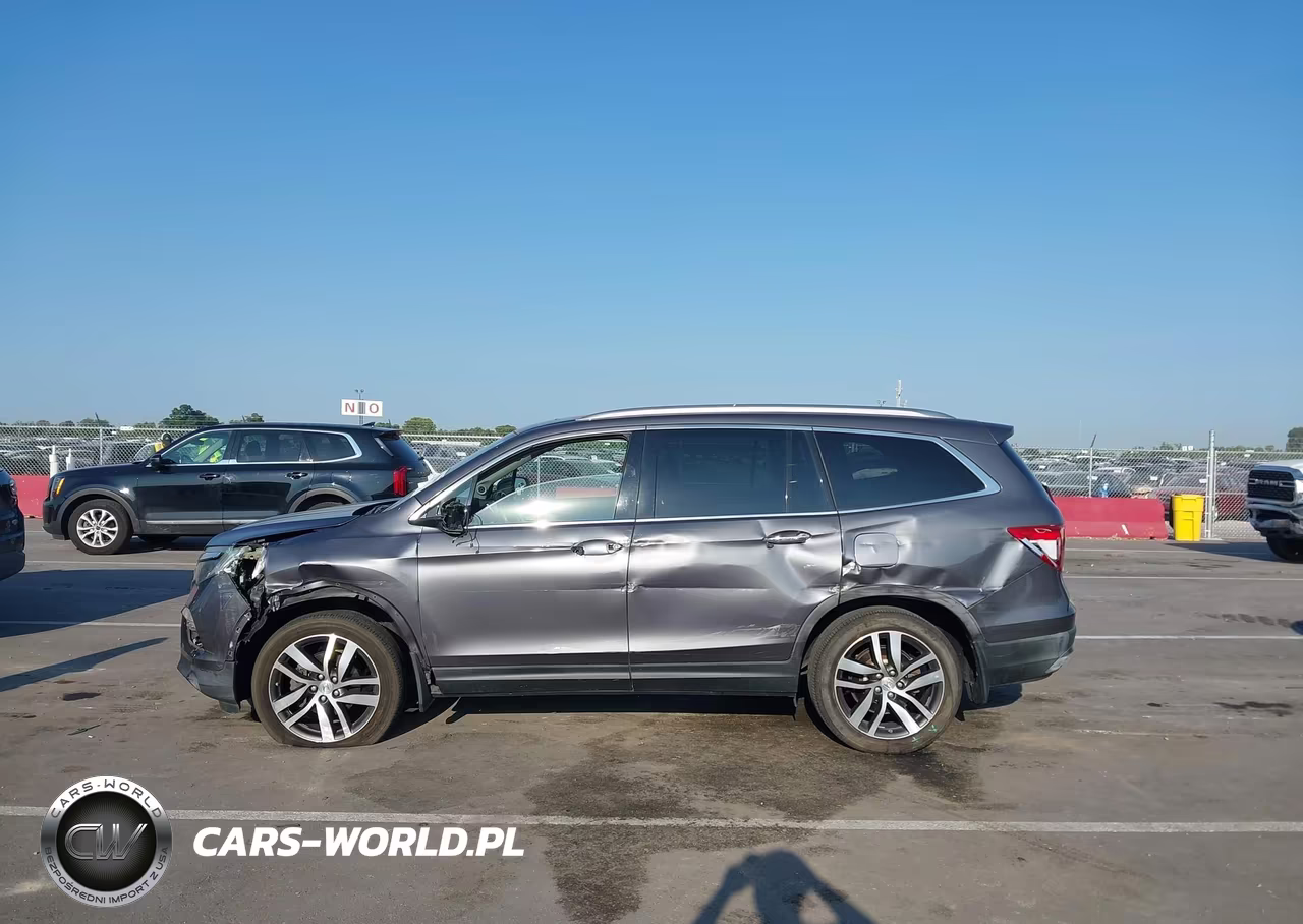 2016 Honda Pilot Touring VIN:5FNYF6H92GB066973 - 14