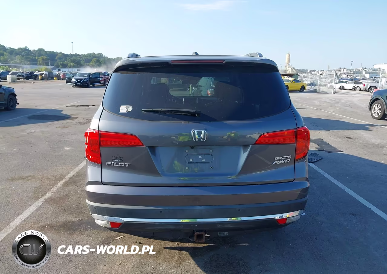 2016 Honda Pilot Touring VIN:5FNYF6H92GB066973 - 16
