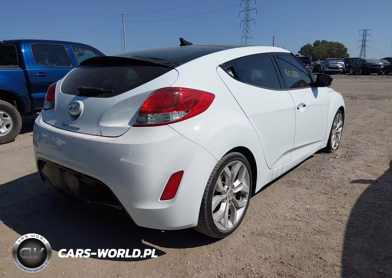 2012 Hyundai Veloster Base W-Gray VIN:KMHTC6AD5CU029690 - 4