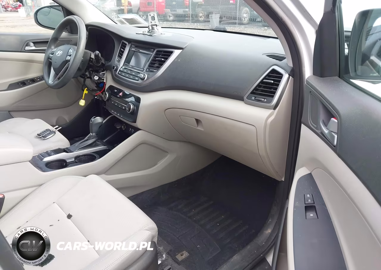 2017 Hyundai Tucson Se VIN:KM8J3CA45HU427043 - 5