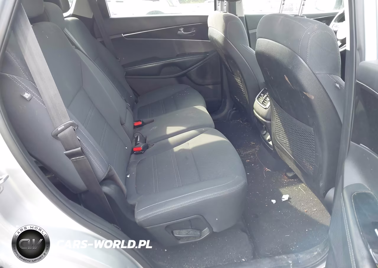 2018 Kia Sorento 2.4L Lx VIN:5XYPG4A3XJG353240 - 8