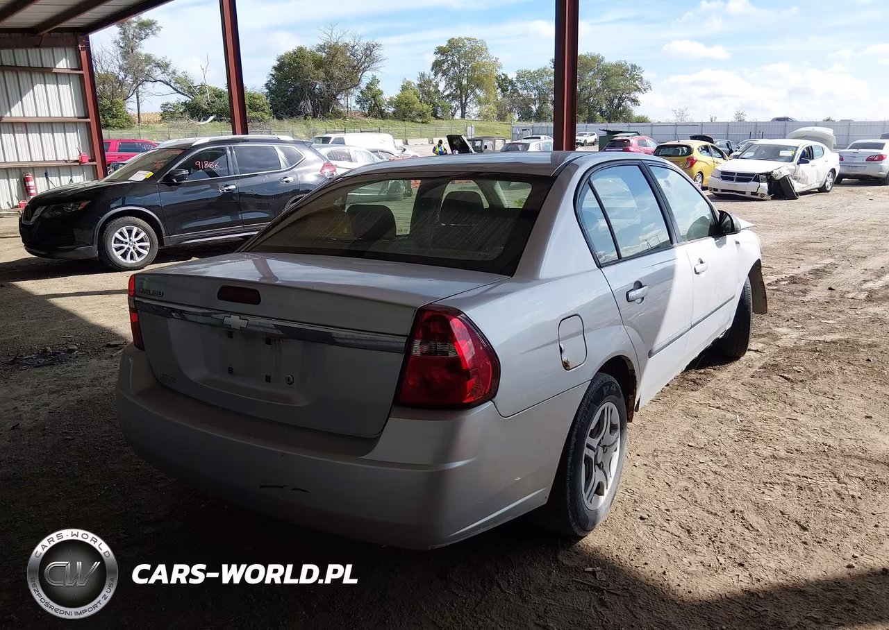 2005 Chevrolet Malibu VIN:1G1ZS52F05F113363 - 4