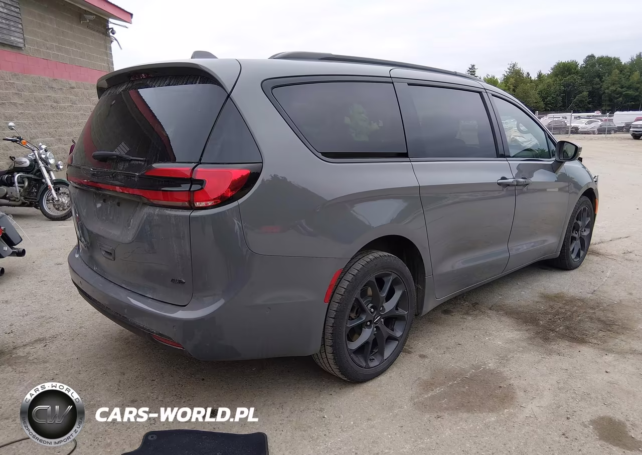 2022 Chrysler Pacifica Touring L Awd VIN:2C4RC3BG8NR135332 - 4