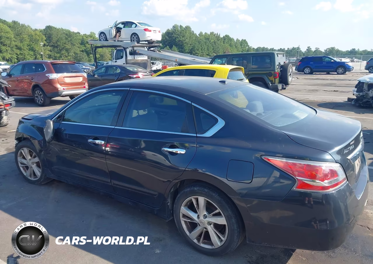2015 Nissan Altima VIN:1N4AL3AP3FC499348 - 13