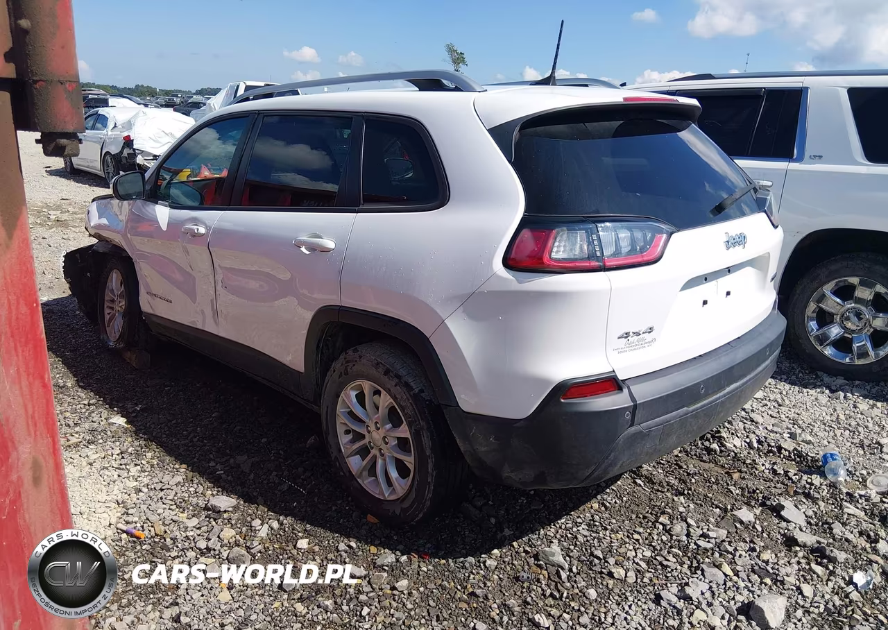2021 Jeep Cherokee Latitude 4X4 VIN:1C4PJMCB5MD163581 - 3