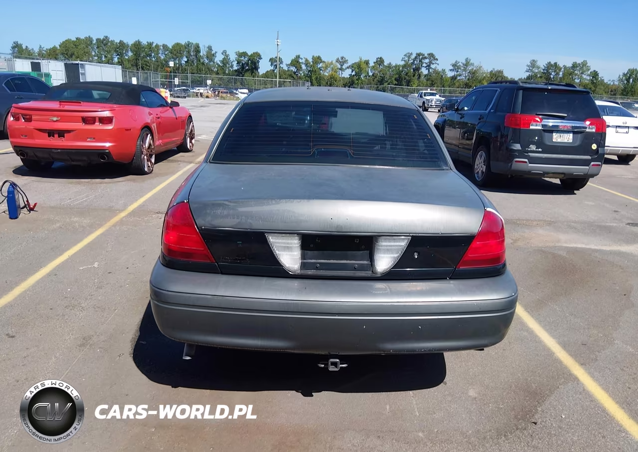 2011 Ford Crown Victoria Police Interceptor VIN:2FABP7BV1BX101810 - 16