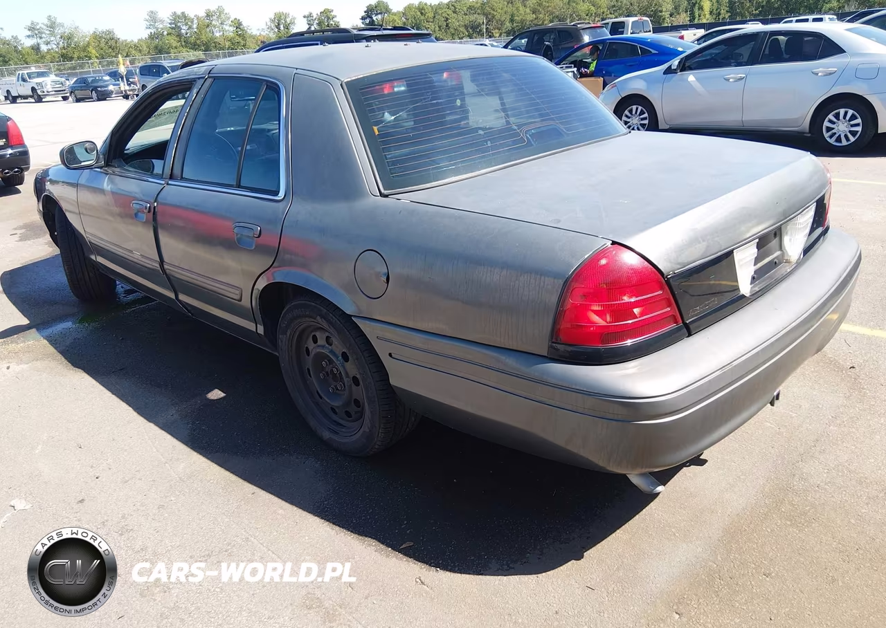 2011 Ford Crown Victoria Police Interceptor VIN:2FABP7BV1BX101810 - 3